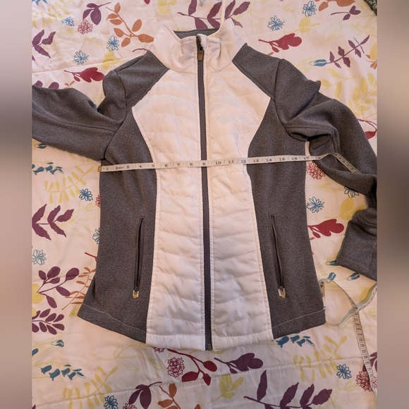 Women's light zip jacket - Picture 2 of 4